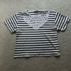 Zara women T-shirt with white and navy blue stripes size small